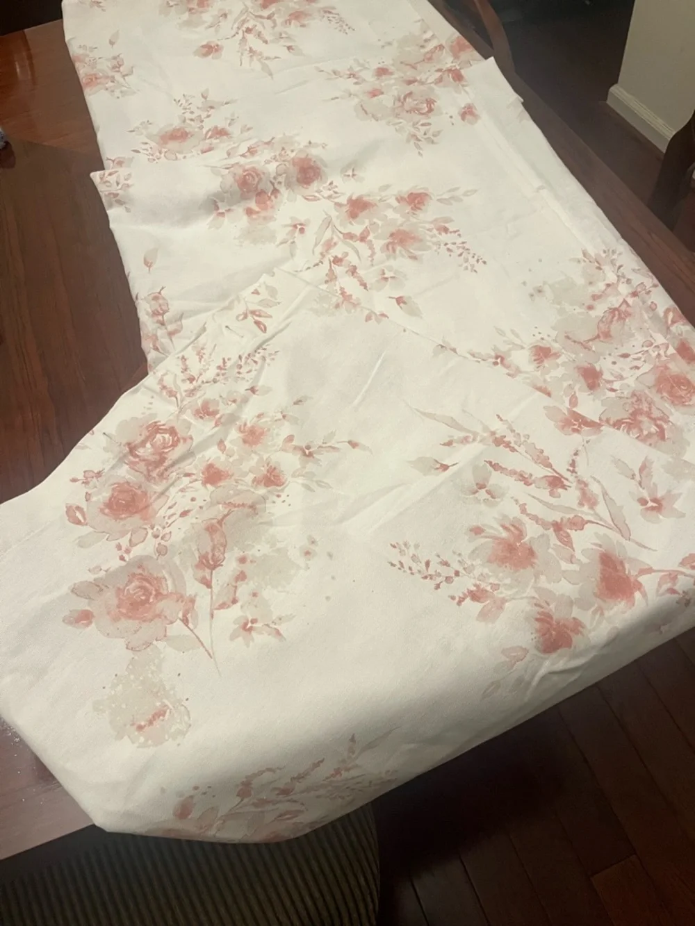Lauren Ralph Lauren shower curtain w/,Soft Pink Floral Print